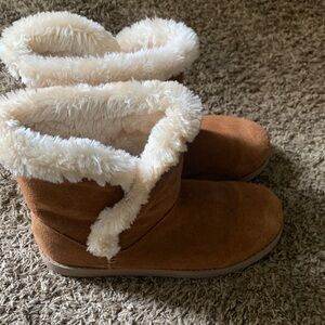 Cozy Brown Women Boots